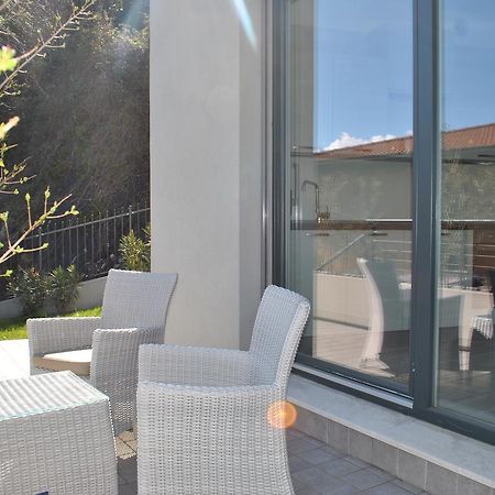 Baia Blu - Luxury Apartments With Pool Cremia Екстер'єр фото
